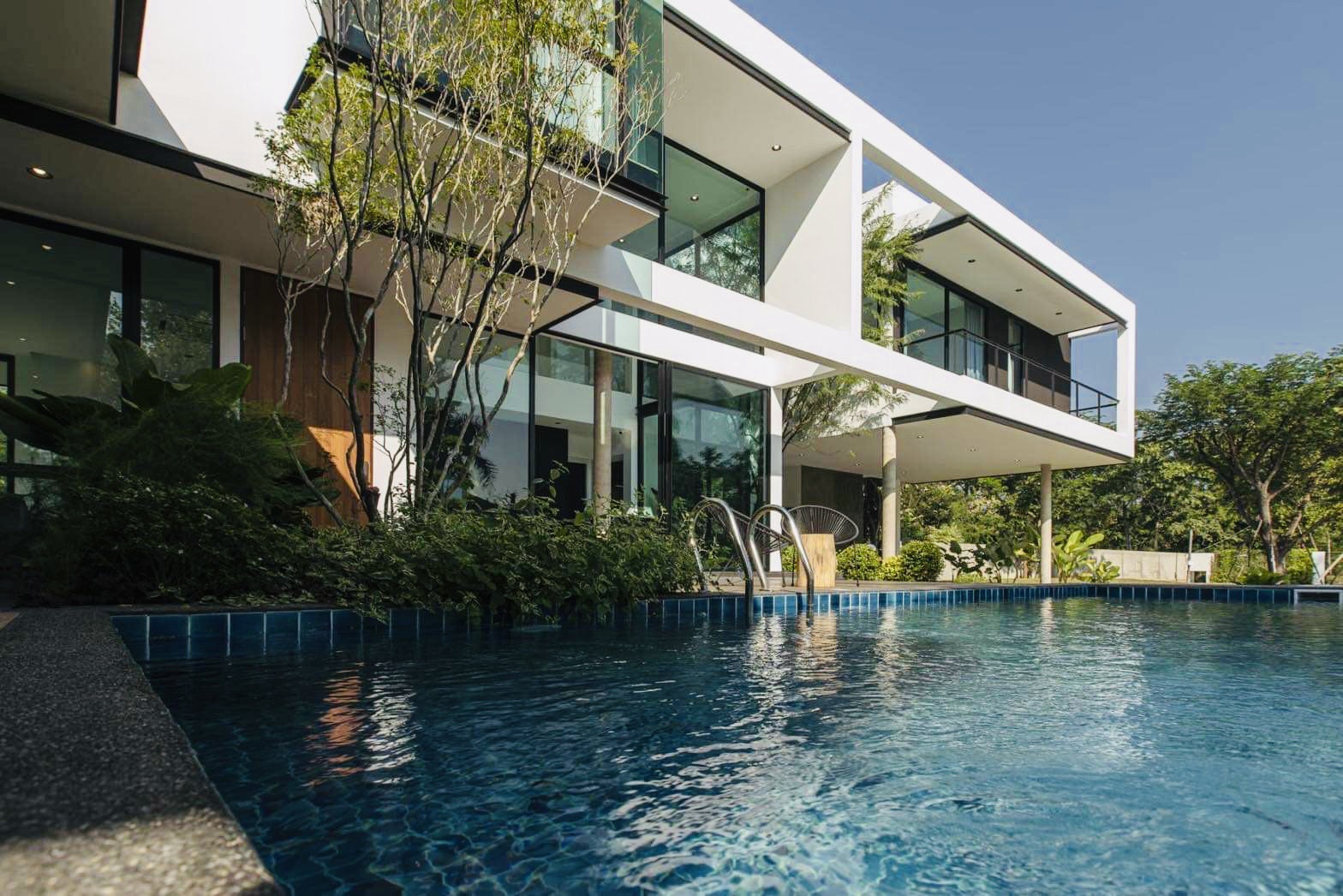 ( เช่าแล้ว) บ้านเช่าสันกำแพง Pool villa เนื้อที่ 110 ตร.ว เช่า 150,000 บาท/เดือน พร้อมเฟอร์นิเจอร์