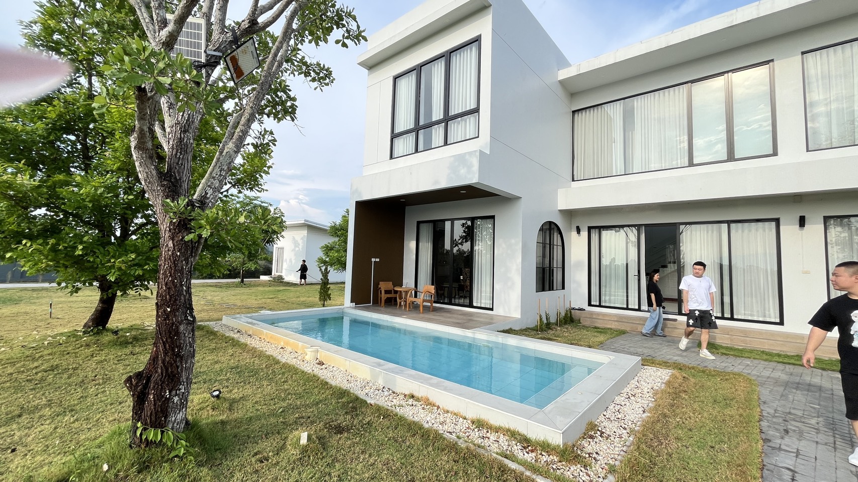 rent017 ให้เช่าบ้านพูลวิลล่า อ.สันกำแพง 3 ห้องนอน 4 ห้องน้ำ 1 ห้องแม่บ้าน ค่าเช่า 120,000 บาท/เดือน