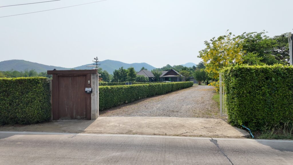 AA0502 ขายบ้านสวนวิวดอยขะม้อ ใกล้ถนนซุปเปอร์เชียงใหม่-ลำพูน เนื้อที่ 4-2-37 ไร่ รูปที่ 2