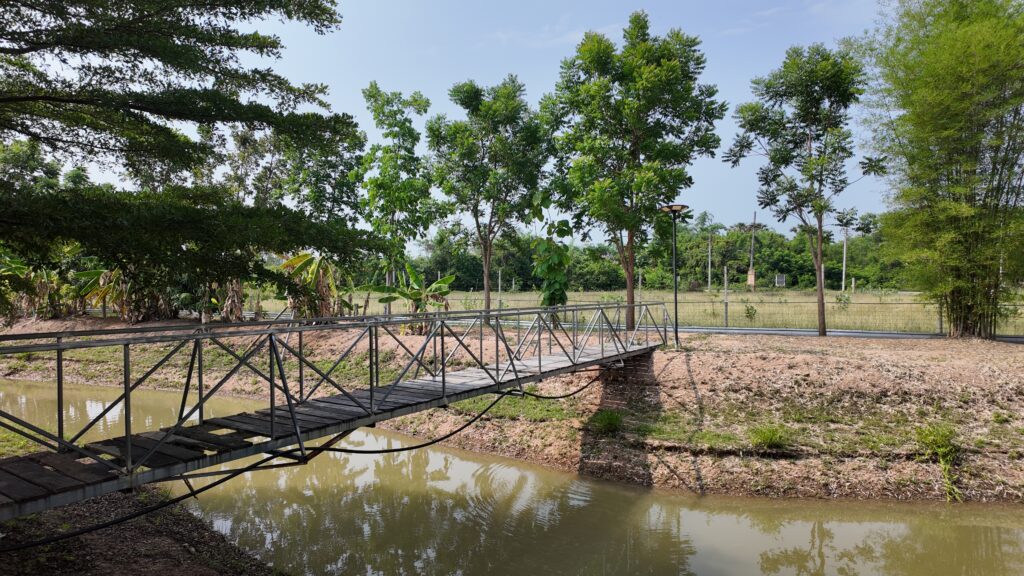 AA0502 ขายบ้านสวนวิวดอยขะม้อ ใกล้ถนนซุปเปอร์เชียงใหม่-ลำพูน เนื้อที่ 4-2-37 ไร่ รูปที่ 5